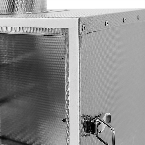 Räucherofen mit Fenster Medium isoliert aus geprägtem Cr-Edelstahl